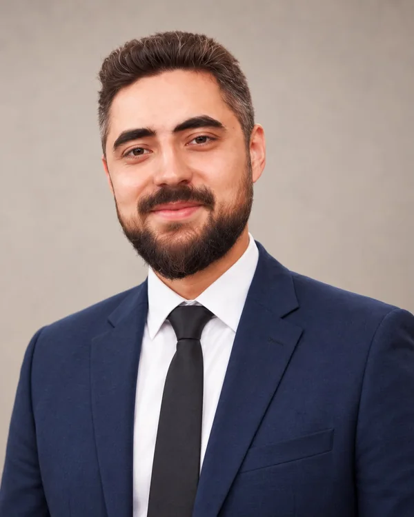 Porträt von Burak Demirel